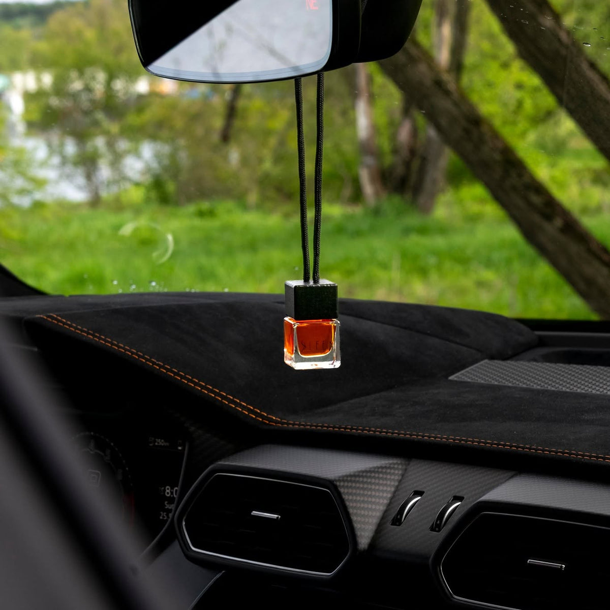 Sleek Scents - Premium car fragrances