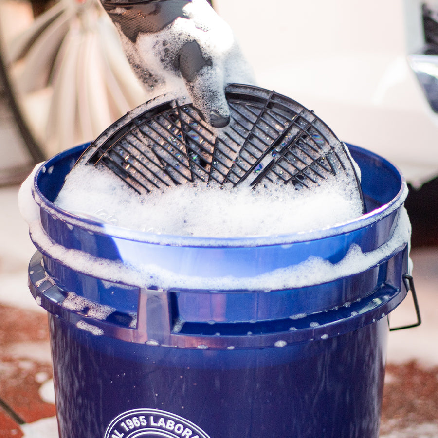 GRIT SAFE - Bucket grit guard
