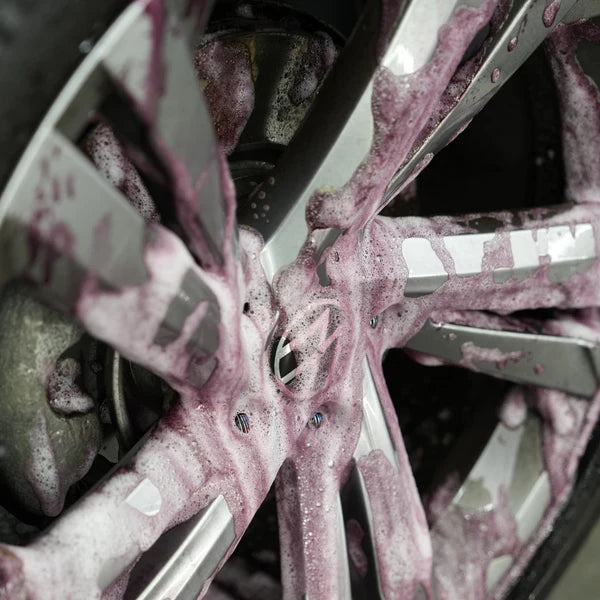 WHEEL DECONTAMINANT - Removes ferrous contamination